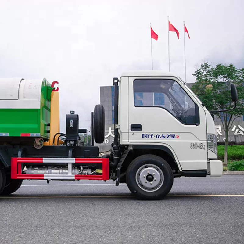 شاحنة فوتون 4x2 بست عجلات وحمولة 4 أطنان مزودة برافعة صغيرة وذراع رافعة صغيرة لجمع النفايات