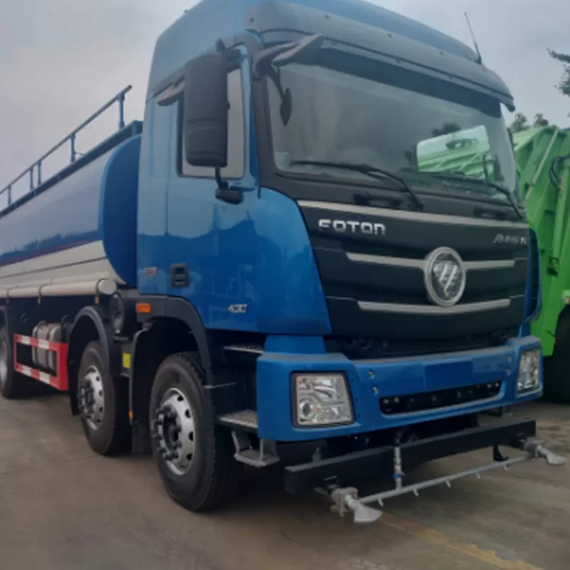 بيع مباشر لشاحنات نقل المياه/الرش الثقيلة من نوع فوتون 8*4 سعة 30 متر مكعب و30 طن
