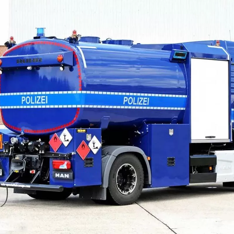 شاحنة تزويد وقود الطائرات MAN 4X2 سعة 8000 لتر