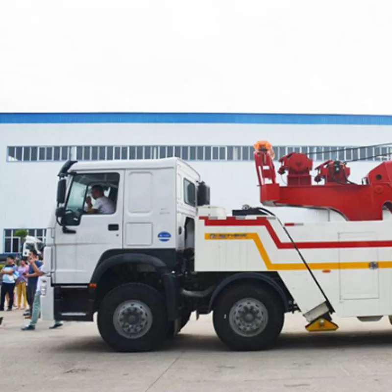 Sinotruk HOWO 8x4 Heavy-Duty 30-Ton / 50-Ton Integrated Towing & Lifting Wrecker &mdash; Road Recovery & Rescue Vehicle