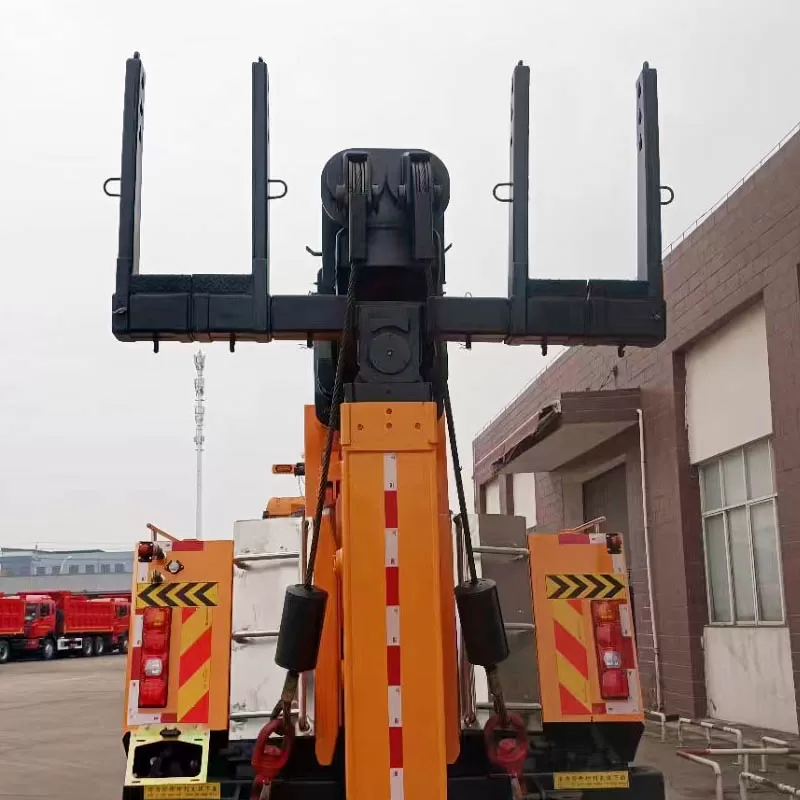 Gr&uacute;a de rescate Shakman F3000 marca RHD de 420 HP y 30 toneladas con remolque, aver&iacute;as en carretera e infracciones urbanas.