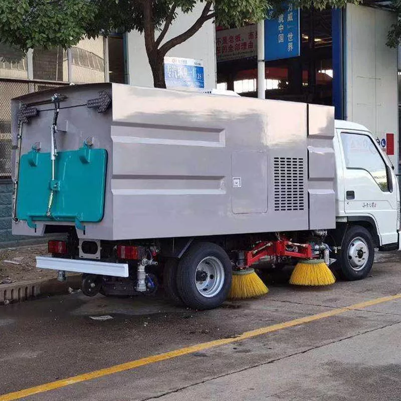 Mini barredora aspiradora montada en veh&iacute;culo