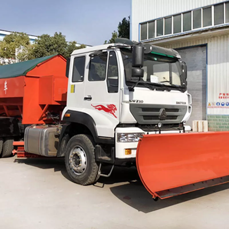 كاسحة الثلج/المكنسة إيسوزو هوو شاكمان 4x2/4x4، كاسحة الطرق زومليون