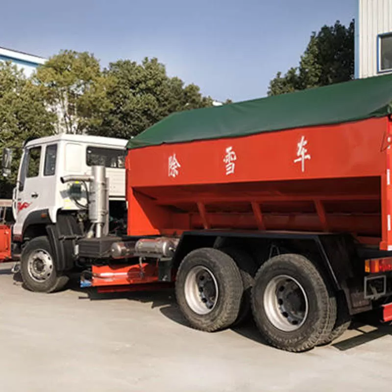 كاسحة الثلج/المكنسة إيسوزو هوو شاكمان 4x2/4x4، كاسحة الطرق زومليون