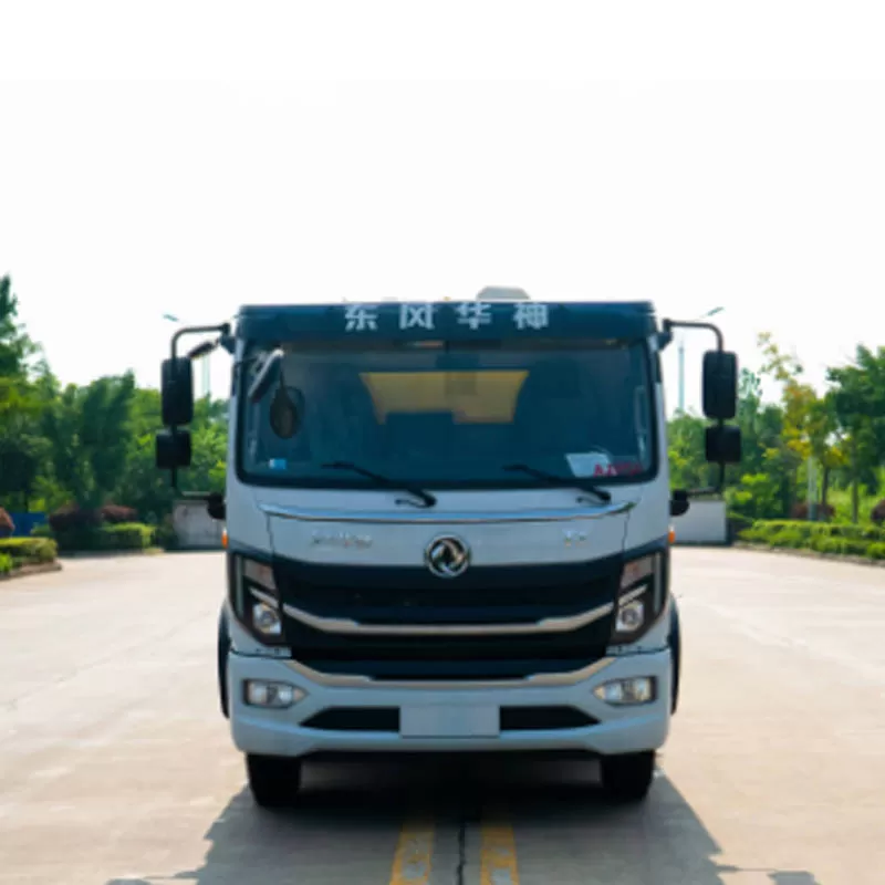 Barredora Dongfeng 145, la m&aacute;s vendida / 4x2 con volante a la izquierda y sistema de aspiraci&oacute;n de 6 metros c&uacute;bicos