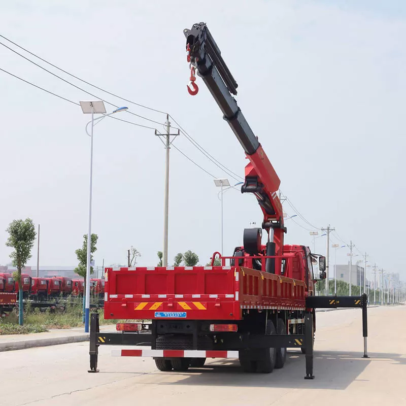 Gr&uacute;a m&oacute;vil FAW J6M 340HP 6X4 montada sobre cami&oacute;n UNIC