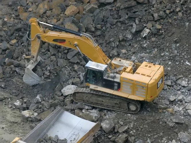 Guide to Excavator Tonnage Selection for Construction Sites: A Comprehensive Reference Chart