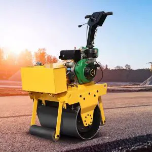 Rodillo vibratorio pequeño de una sola rueda de 5,5 kW, 420 kg y 25 kN de China