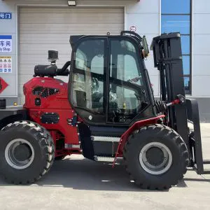 Carretilla elevadora todoterreno con ruedas 4x4 de 3,5 toneladas de China