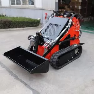 Cargadora compacta de China, 15,7 kW y 850 kg