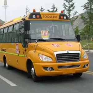Dongfeng Chaolong EQ6750STV1 kindergarten school bus (diesel National V emission standard, 24-45 seats)