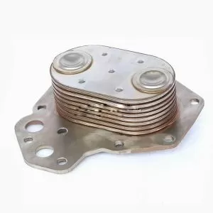 قلب مبرد الزيت عالي الجودة 9041801065 A0001802665 مناسب لأنظمة تبريد محركات الشاحنات.