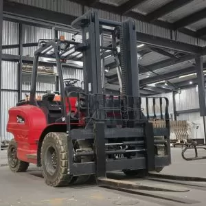 بيع مباشر من المصنع لرافعات شوكية كهربائية عالية الأداء مناسبة لجميع التضاريس