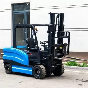 The 4x4 electric forklift is now available. This 4-ton electric forklift is competitively priced and made in China.