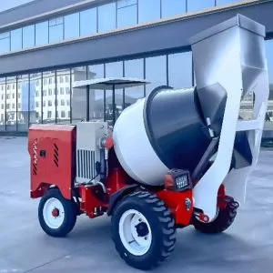 Mobile 0.5 cubic meter mini concrete mixer truck, concrete truck, 3.5 cubic meter self-loading concrete mixer truck
