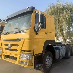 Sinotruk HOWO Best-Selling Tractor Head / Trailer Truck &mdash; 6x4 HOWO Tractor Unit