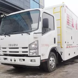 مركبة إيسوزو 4X2 لتزويد الطاقة، مولد صامت، مصنع مولدات متنقلة