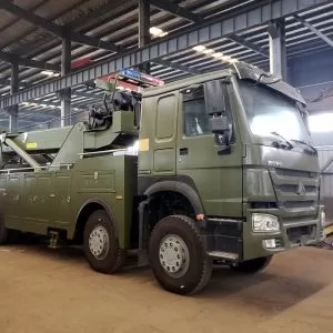 HOWO 30t/50t Heavy-Duty Road Recovery, Wrecker, and Tow Truck &mdash; Designed for Roadway Clearance Operations